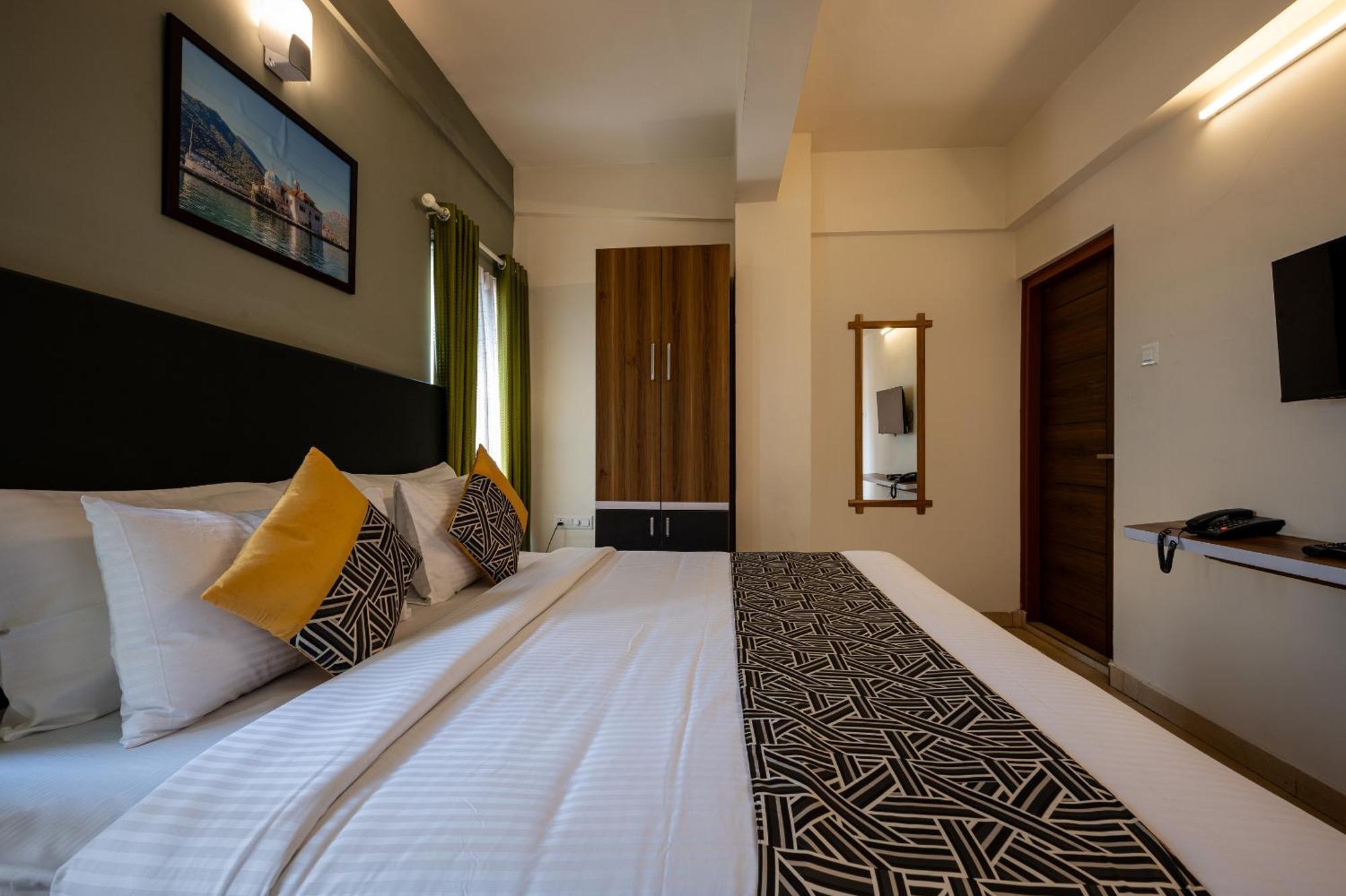 Cj Grande By Jesway Hotels & Resorts Kochi Eksteriør billede
